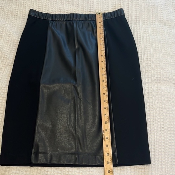 Pink Tartan black pencil skirt with vegan leather accents size 8. - Picture 7 of 10